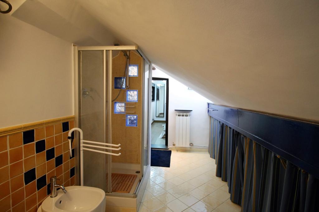House Golia By Holiday World Генуя Экстерьер фото